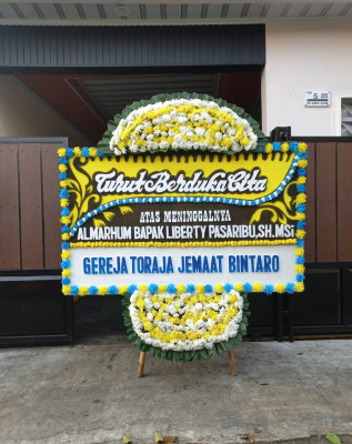 Papan Bunga Duka di Nglindur