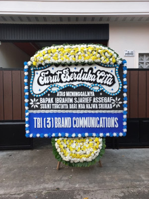 Papan Bunga Duka di Nglindur
